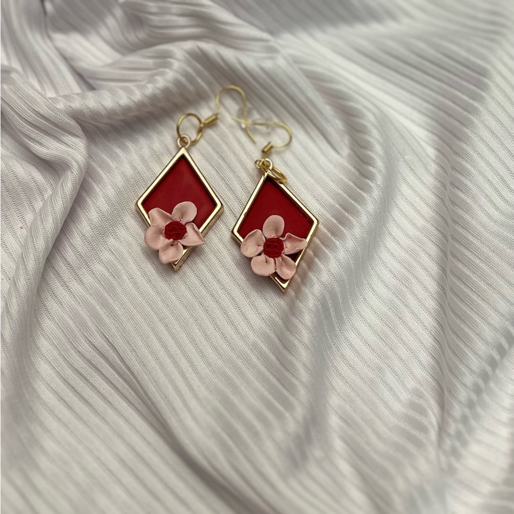 Diamond-shaped floral polymer clay earrings
